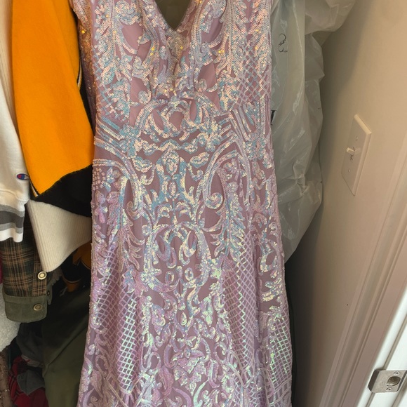 David’s Bridal stunning off the shoulder prom dress worn once - Picture 3 of 5